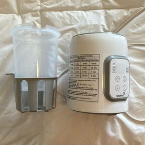 VGUC Grownsy bottle warmer